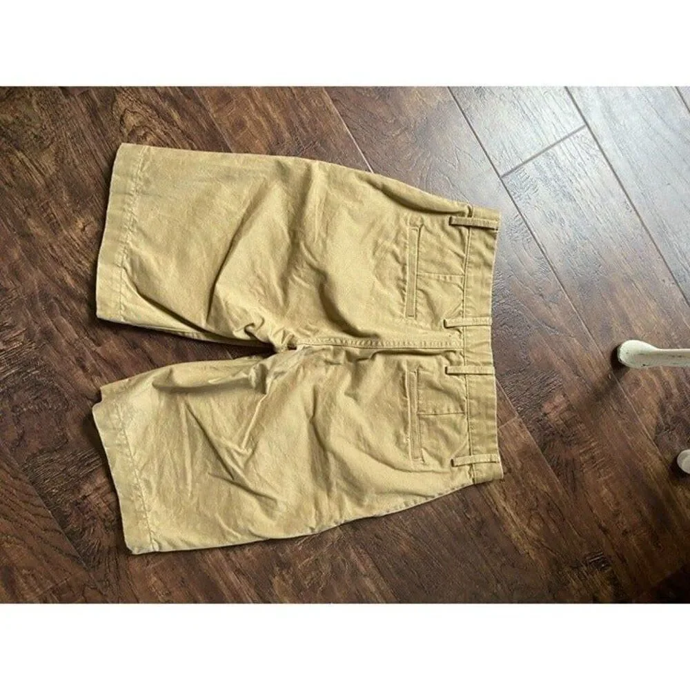 Men's Gap Kakis Shorts size 8